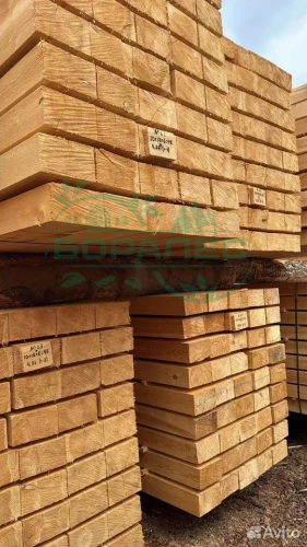 Брус обрезной из лиственницы 200 х 200 х 6000